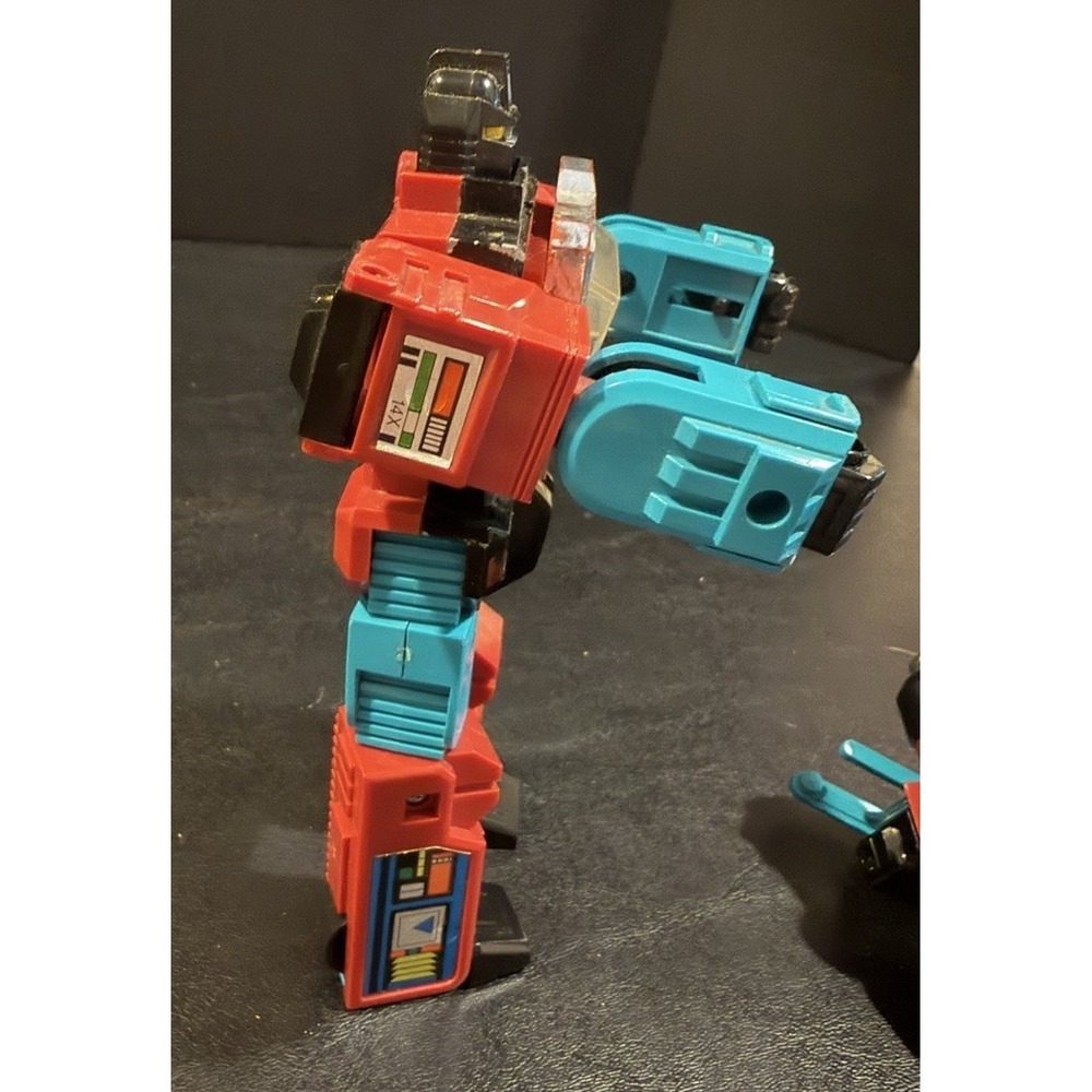 Perceptor Near Complete 1985 Vintage Hasbro G1 Transformers Action Figure - Picture 5 of 13